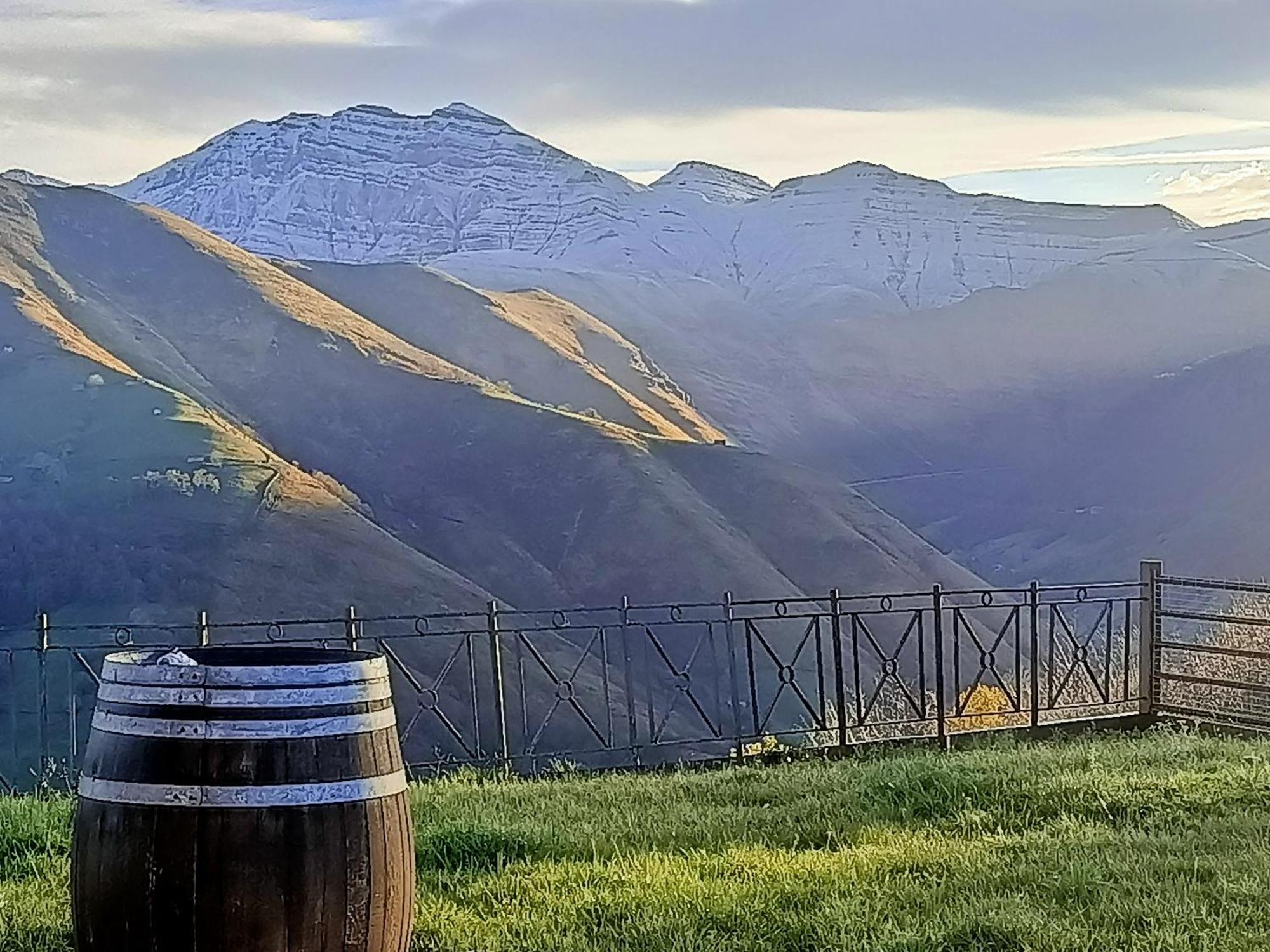 La Cabana Mirador De Los Valles Pasiegos فيغا دي باس المظهر الخارجي الصورة